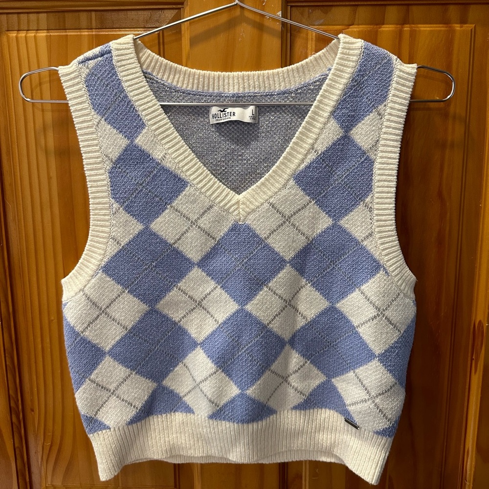 Hollister Blue and White Argyle Sweater Vest